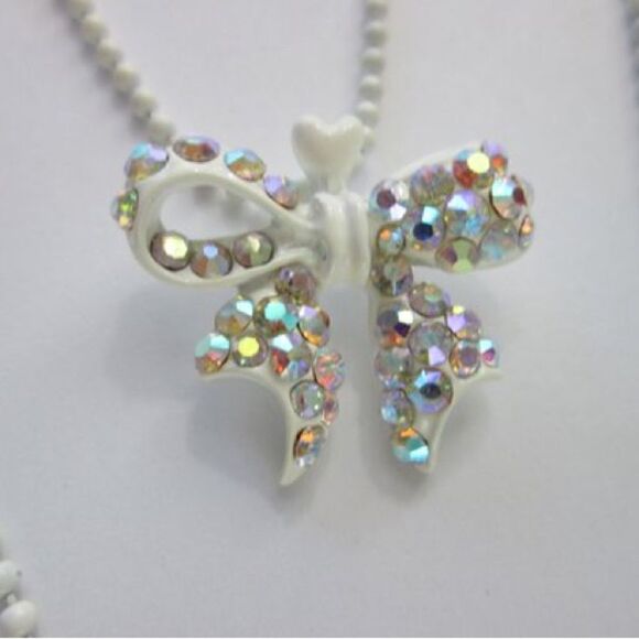 White Enameled Necklace with Bow Pendant & Iridescent AB Crystals. - Picture 2 of 7